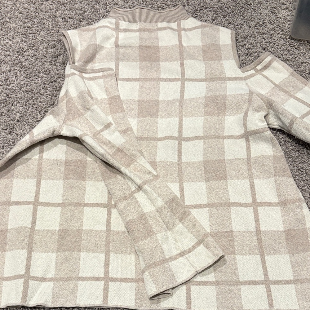 Plaid Women's Sweater - Cream and Tan